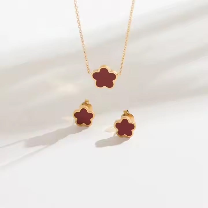 Dublin Clover Set Necklace & Earrings